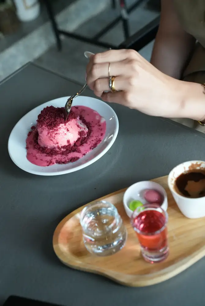 Ada's Snack & More - İzmir Mekan Rehberi