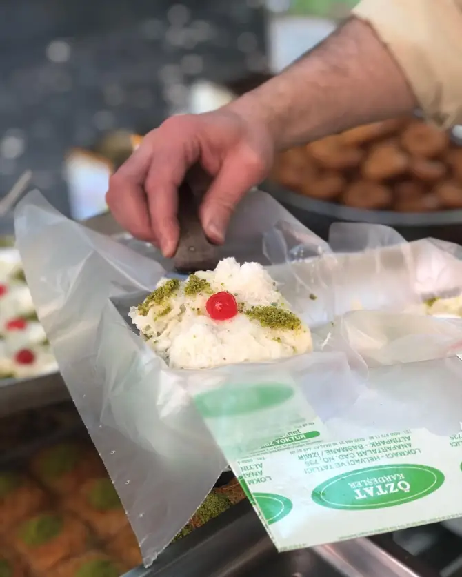 Ağam  - İzmir Mekan Rehberi