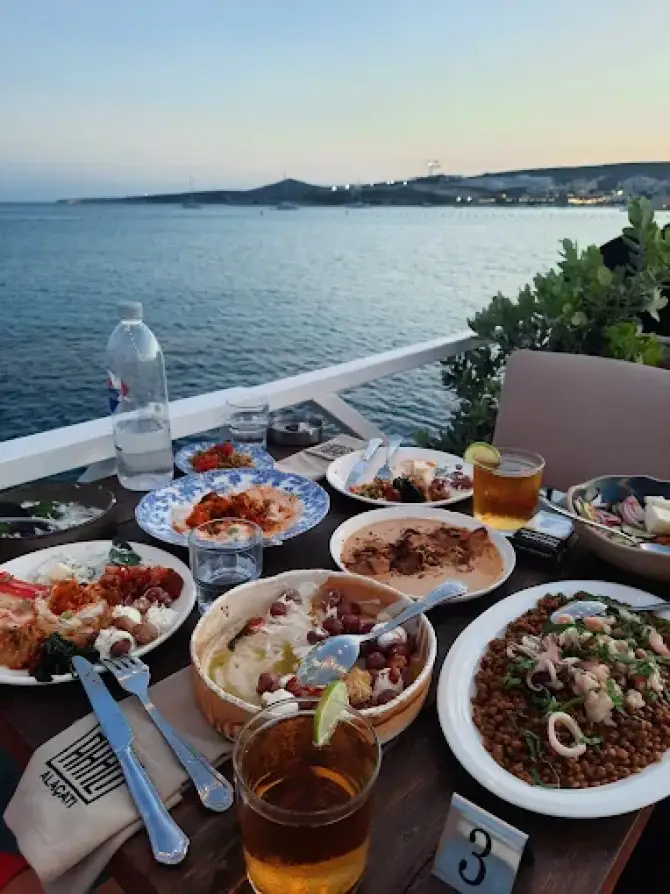 Ahali Alaçatı - İzmir Mekan Rehberi