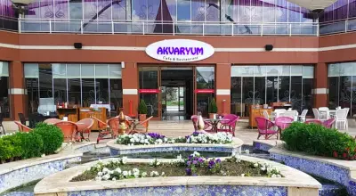 Akvaryum Cafe & Restaurant - İzmir Mekan Rehberi