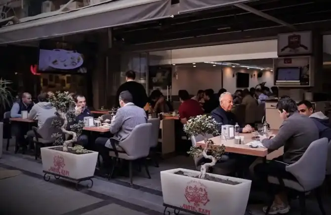Altınkapı Restoran Alsancak - İzmir Mekan Rehberi