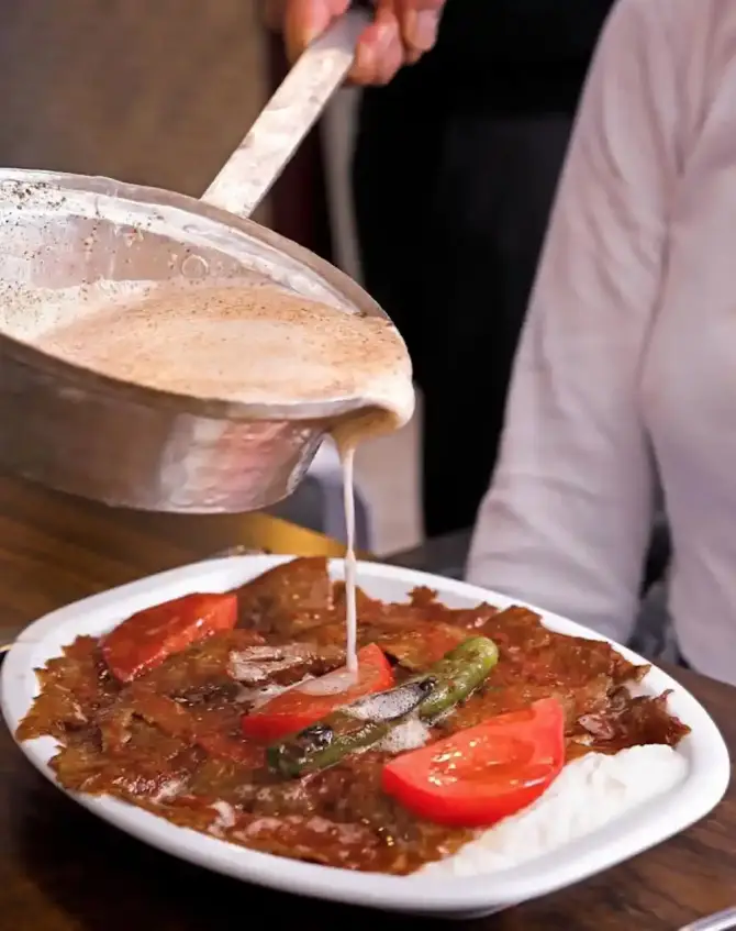 Altınkapı Restoran Alsancak - İzmir Mekan Rehberi