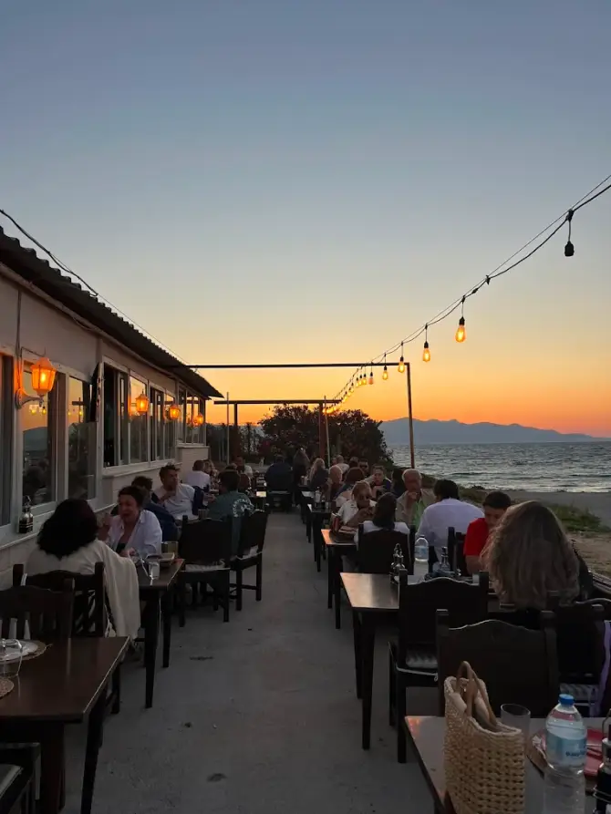 Anason Dalyan Restaurant - İzmir Mekan Rehberi
