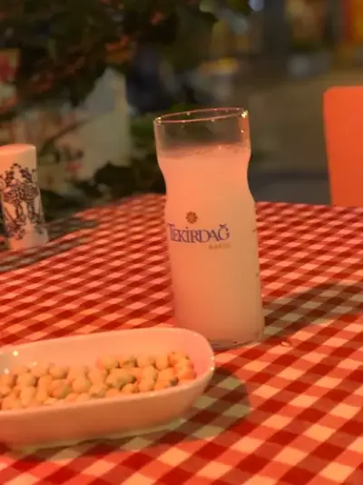 Argo Meyhanesi Alsancak - İzmir Mekan Rehberi