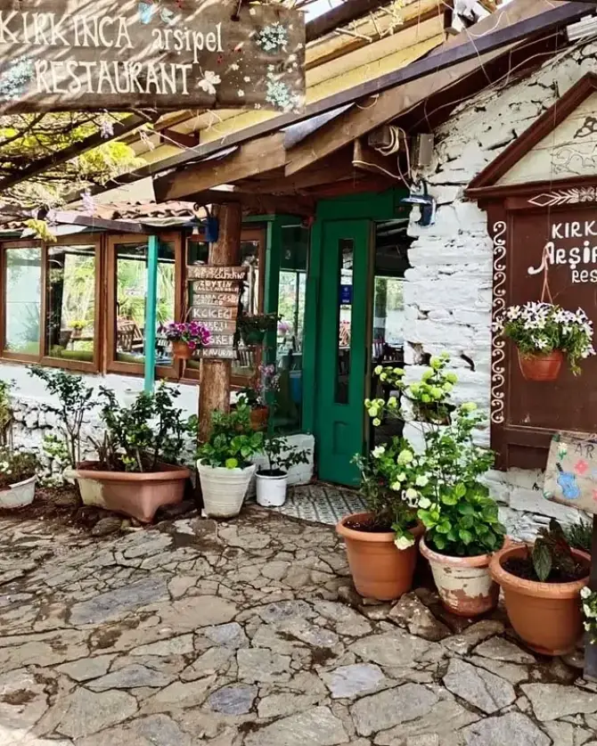 Arşipel Restoran Kırkınca - İzmir Mekan Rehberi