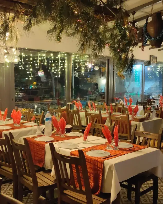 Arşipel Restoran Kırkınca - İzmir Mekan Rehberi