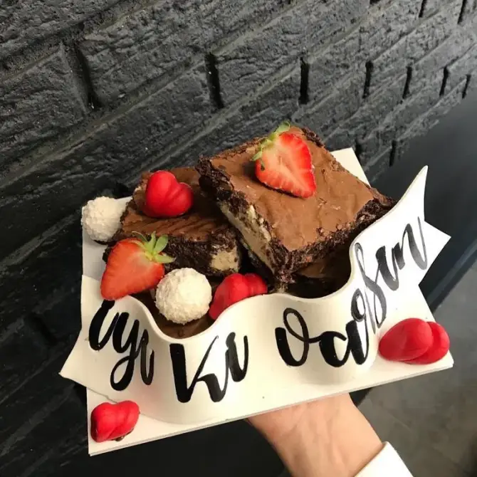 Art Cake Patisserie - İzmir Mekan Rehberi