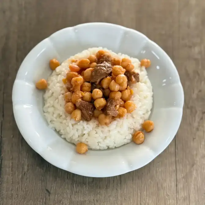 Aşina Türk Mutfağı Bornova - İzmir Mekan Rehberi
