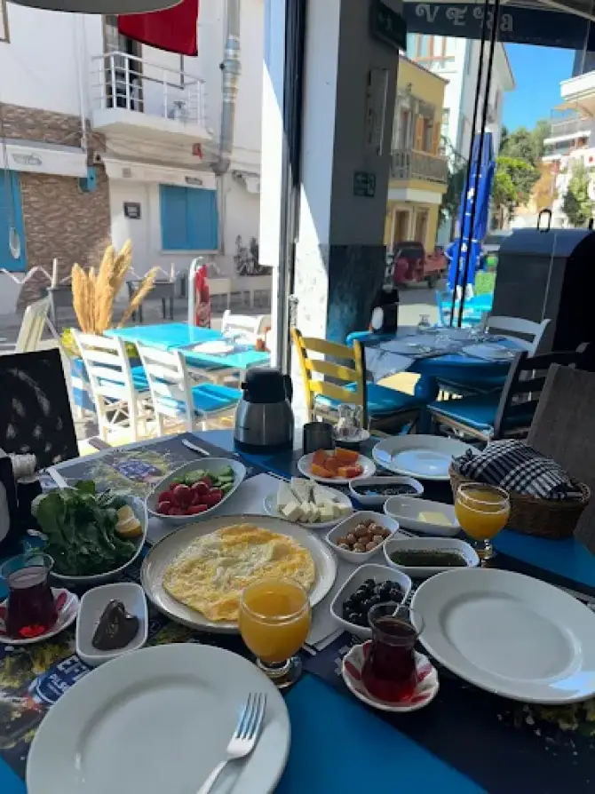 Asucan Çeşme - İzmir Mekan Rehberi