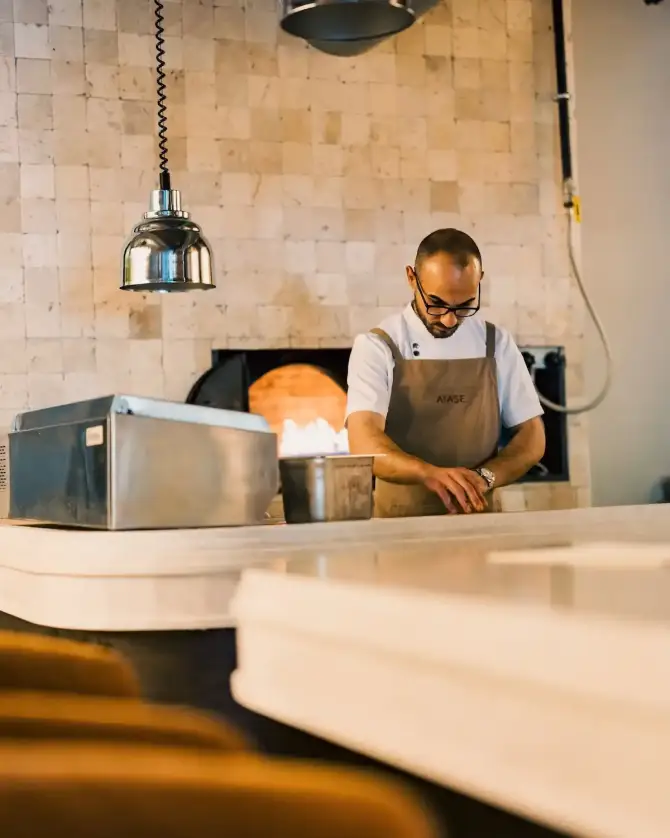 Ataşe Restaurant - İzmir Mekan Rehberi