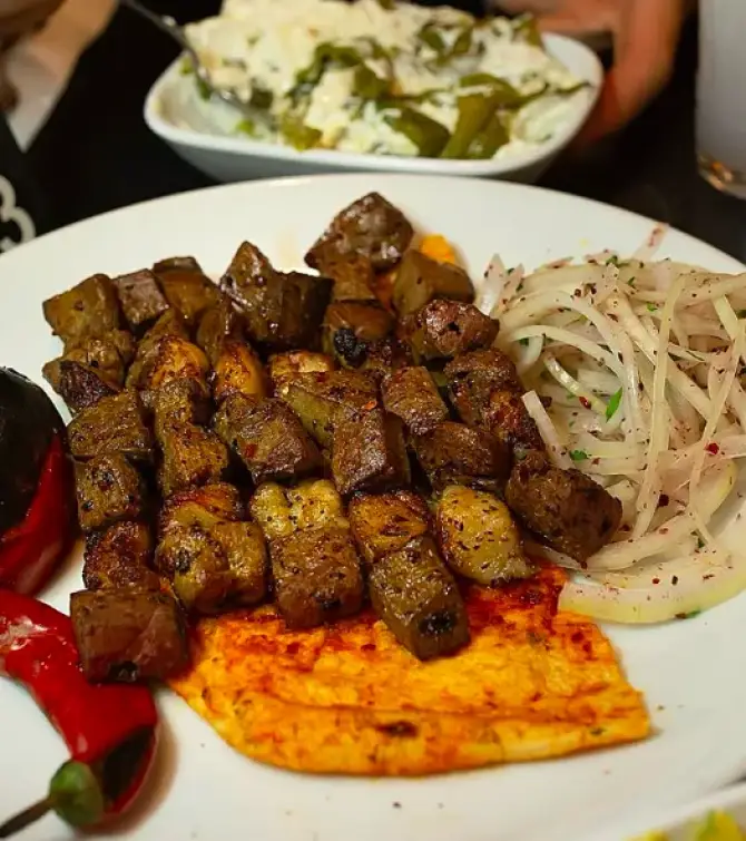 Ateş Ocakbaşı Alsancak - İzmir Mekan Rehberi