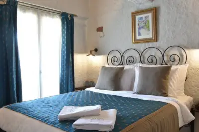Aura Premium Hotel - İzmir Mekan Rehberi