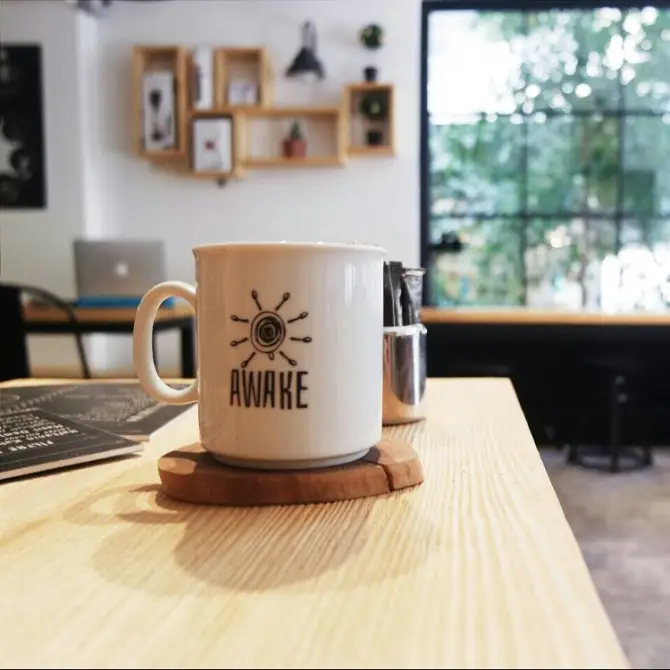 Awake Coffee & Espresso - İzmir Mekan Rehberi