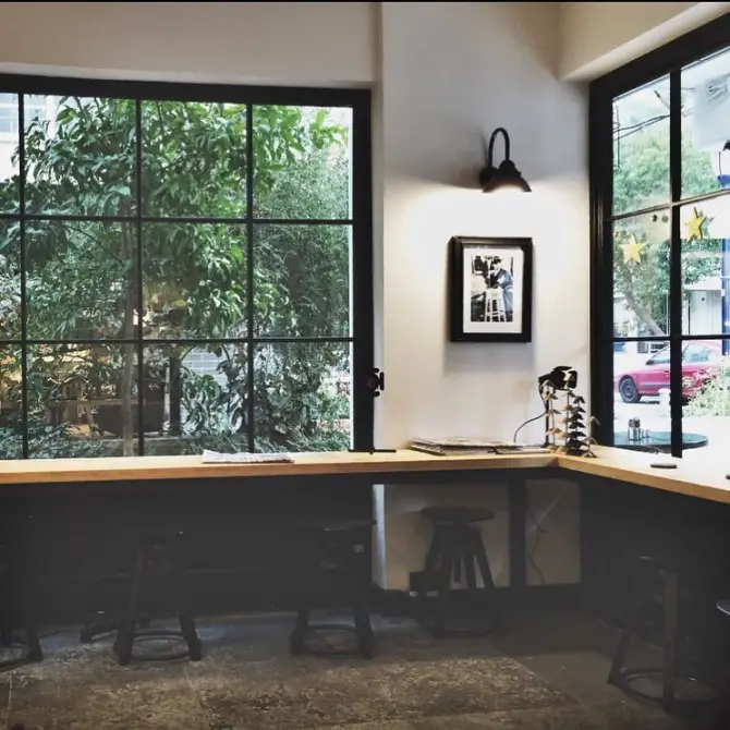 Awake Coffee & Espresso - İzmir Mekan Rehberi