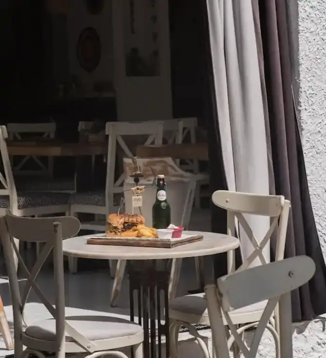 Aya Bostanlı  - İzmir Mekan Rehberi