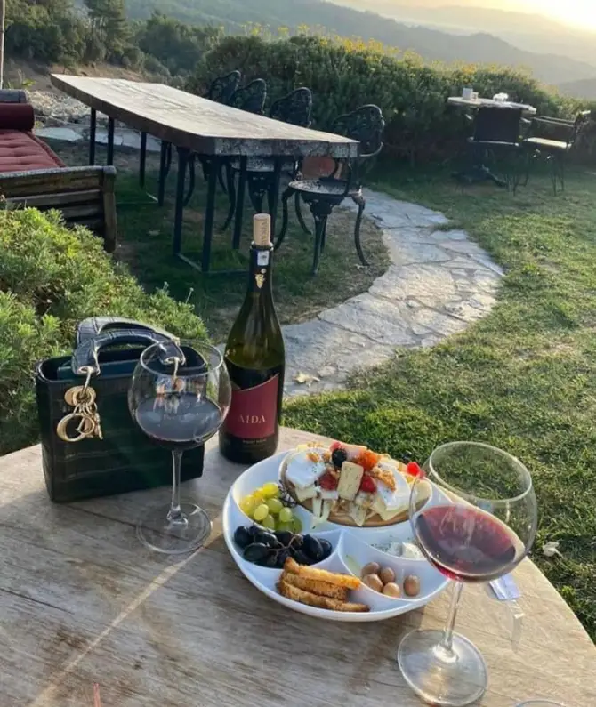 Ayda Winery & Vineyards - İzmir Mekan Rehberi