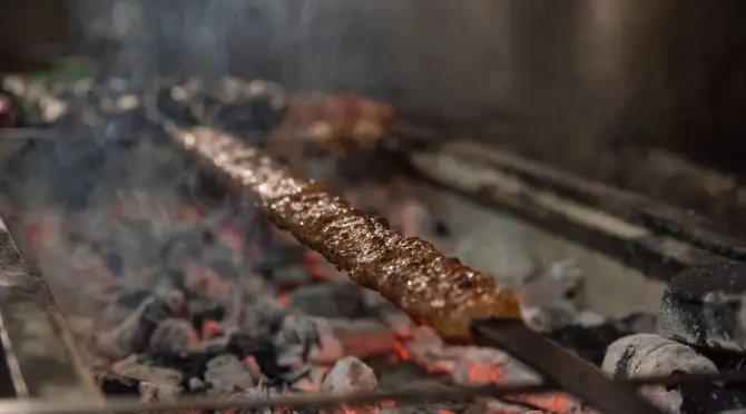 Aynalı Konak Mavişehir - İzmir Mekan Rehberi
