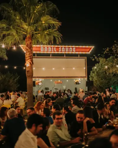 Babil Bira Bahçesi fotoğraf 8 - İzmir Mekan Rehberi