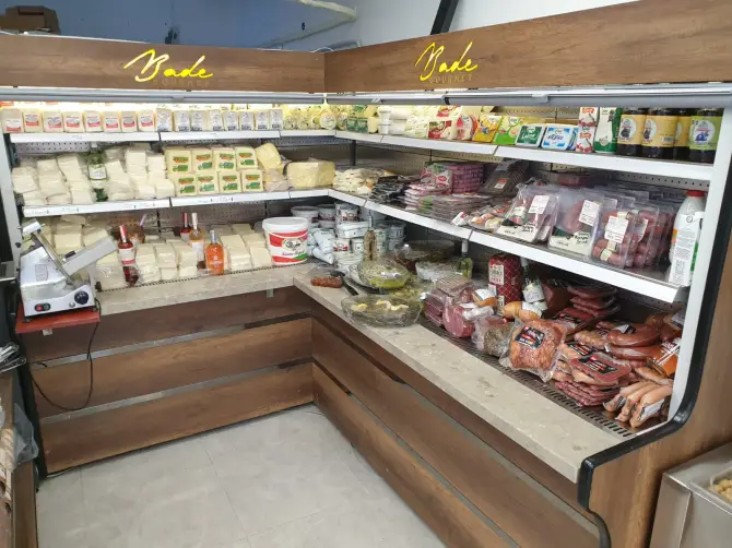 Bade Gourmet Şarkuteri - İzmir Mekan Rehberi