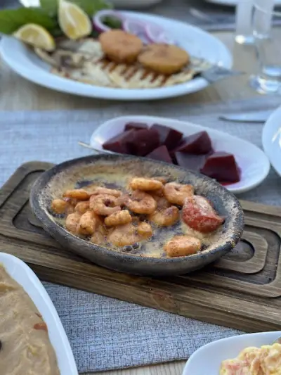 Balıkçı Cevo        - İzmir Mekan Rehberi
