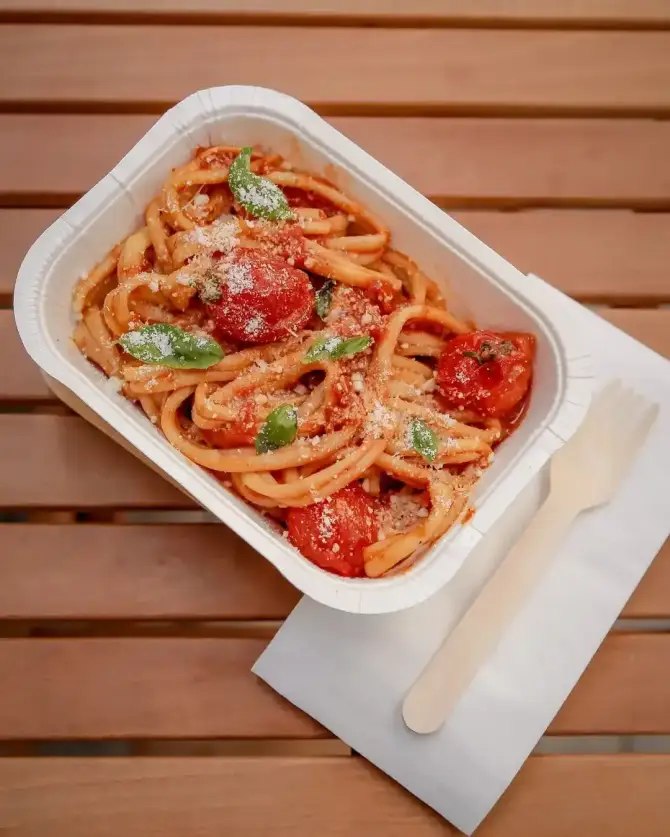 Basta La Pasta - İzmir Mekan Rehberi