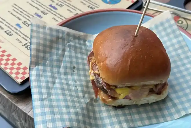 Beam Burger Urla  - İzmir Mekan Rehberi