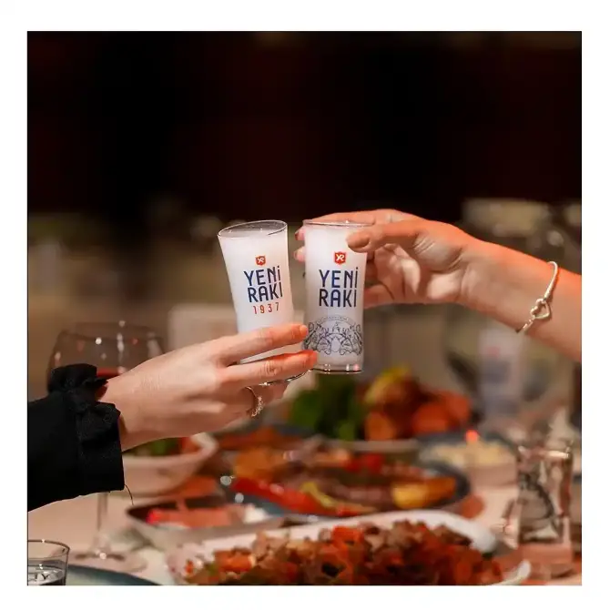 Berdusss Meyhane - İzmir Mekan Rehberi