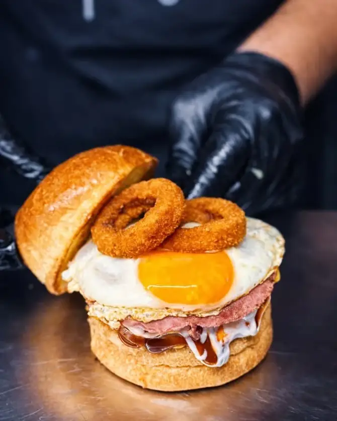 Biber Burger Bostanlı - İzmir Mekan Rehberi