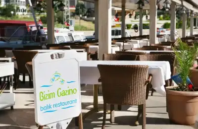 Bizim Gazino Balık Restaurant fotoğraf 4 - İzmir Mekan Rehberi