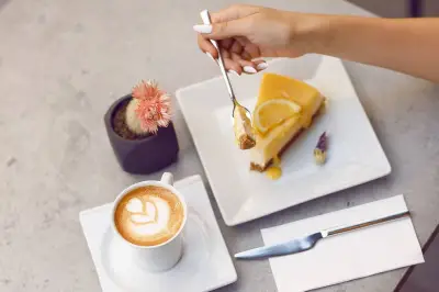 Black Ivory Cafe fotoğraf 3 - İzmir Mekan Rehberi