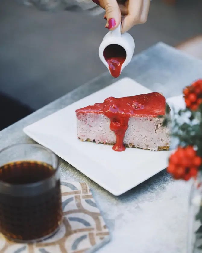 Black Ivory Cafe - İzmir Mekan Rehberi