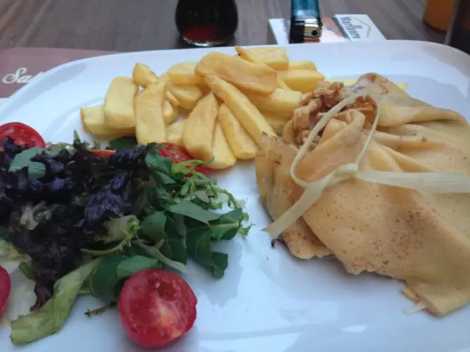 Blanc Cafe - İzmir Mekan Rehberi
