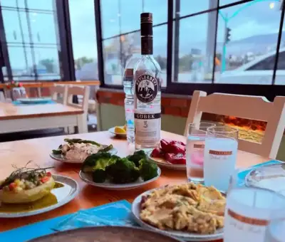 Bodrum Balıkçısı Bahri Baba Bornova - İzmir Mekan Rehberi