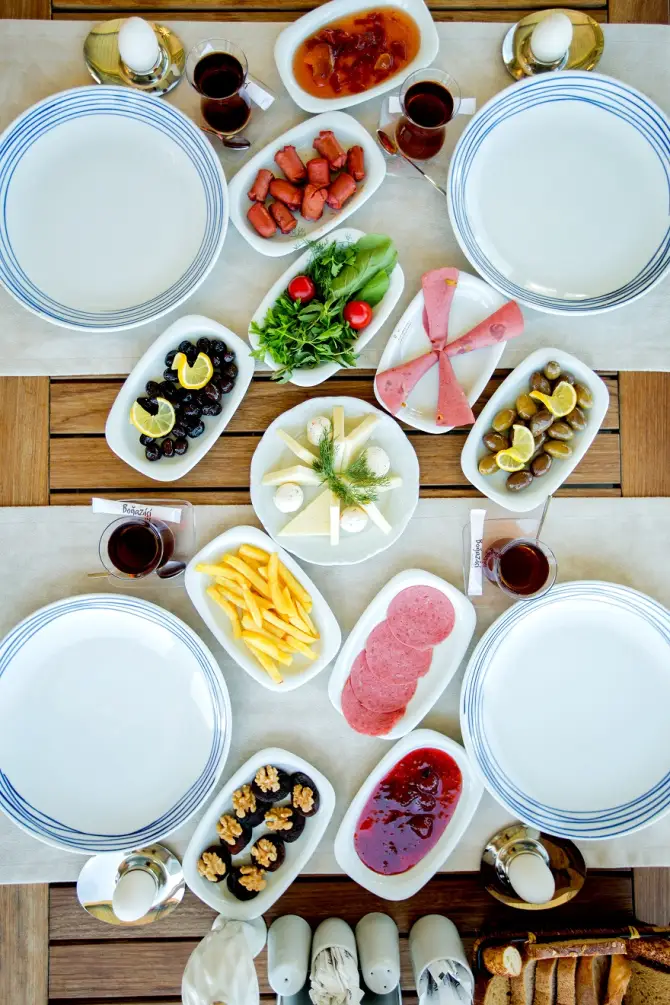 Boğaziçi Butik Otel Alaçatı - İzmir Mekan Rehberi