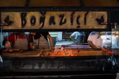 Boğaziçi Restaurant Üçkuyular fotoğraf 4 - İzmir Mekan Rehberi