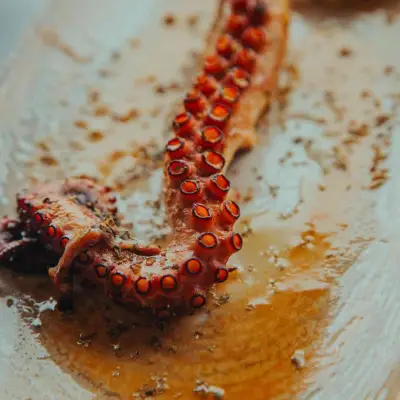 Boğaziçi Restaurant Bostanlı - İzmir Mekan Rehberi