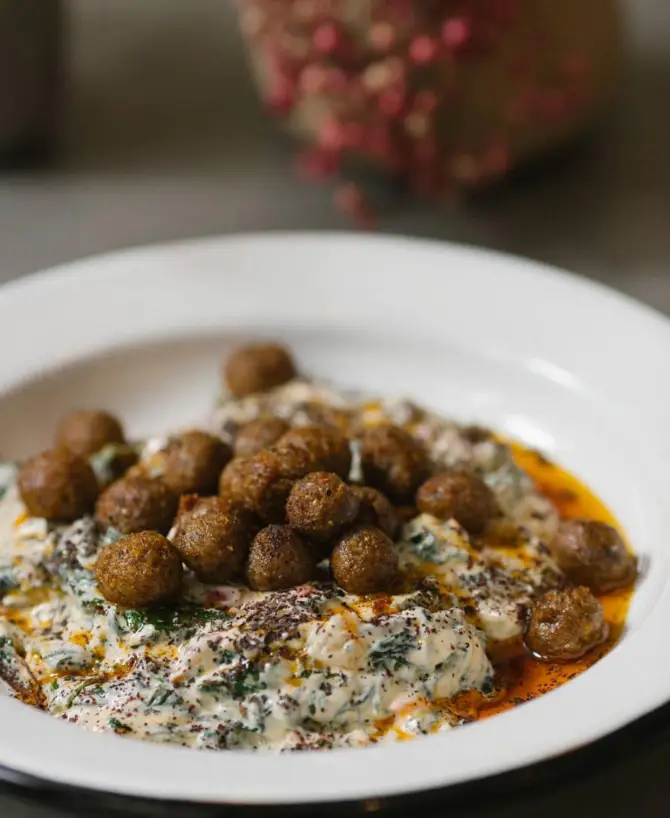 Boho Lokal Alsancak - İzmir Mekan Rehberi