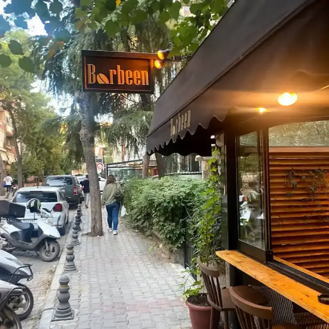 Borbeen Caffee - İzmir Mekan Rehberi