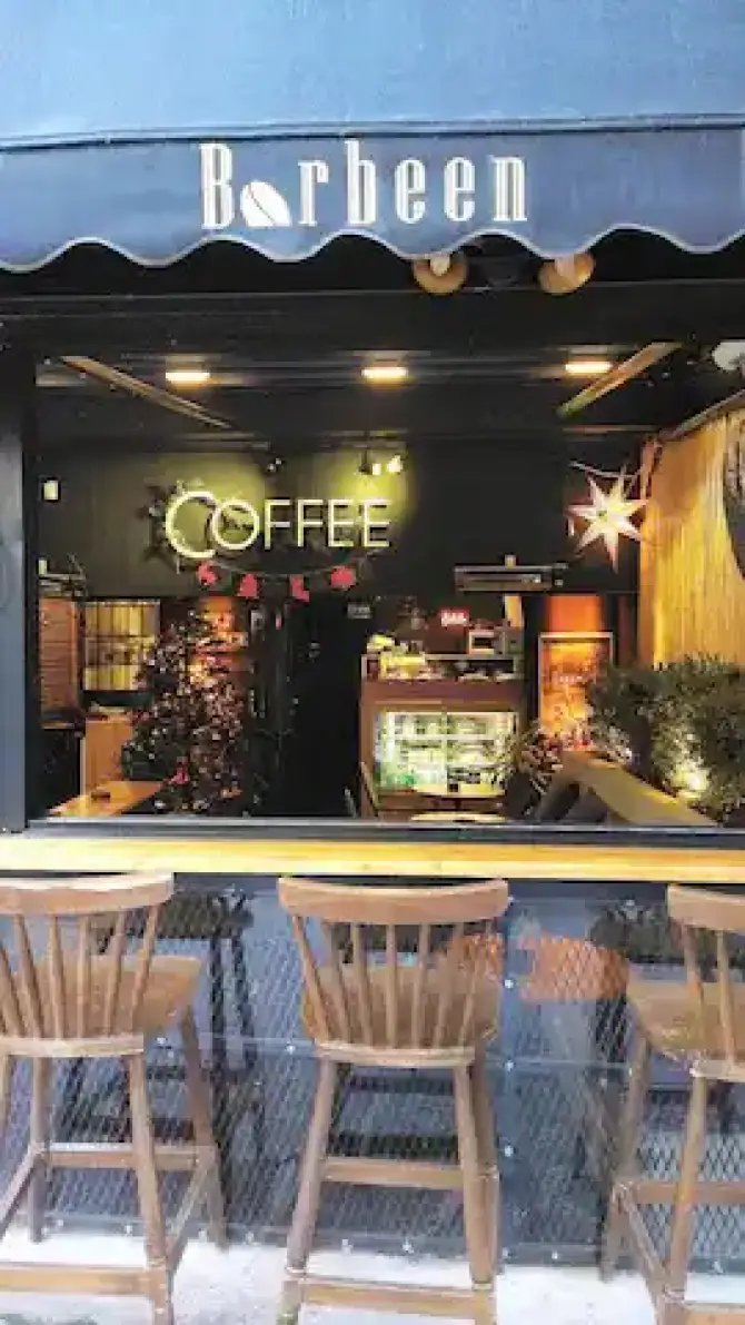 Borbeen Caffee - İzmir Mekan Rehberi