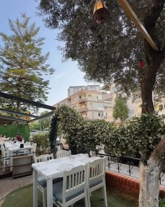 Bostanlı Meyhanesi - İzmir Mekan Rehberi