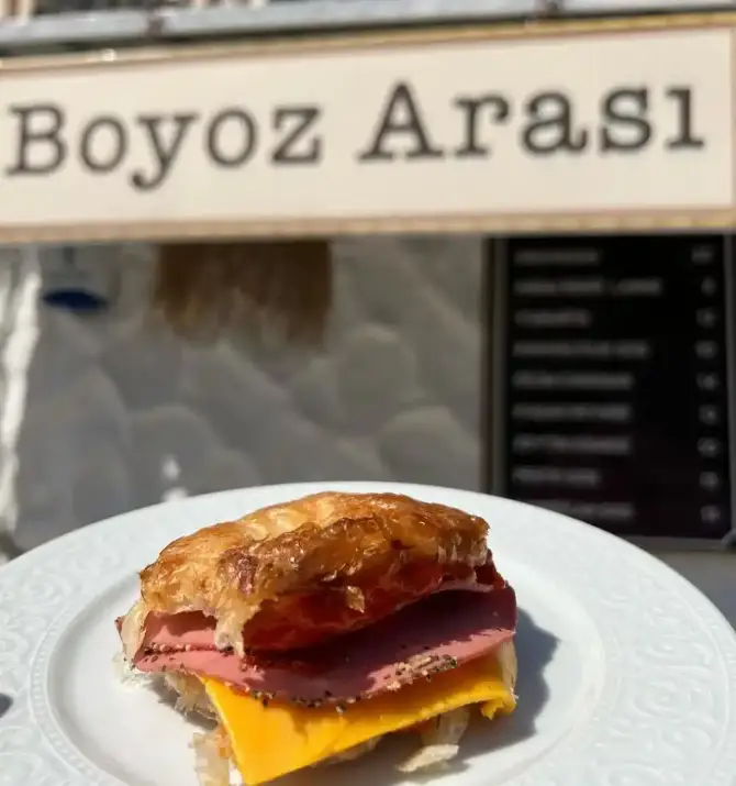 Boyoz Arası Buca - İzmir Mekan Rehberi