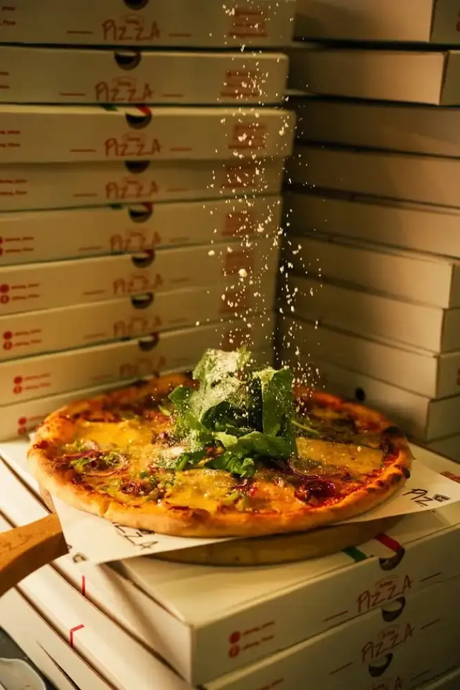Bring Pizza Bayraklı - İzmir Mekan Rehberi