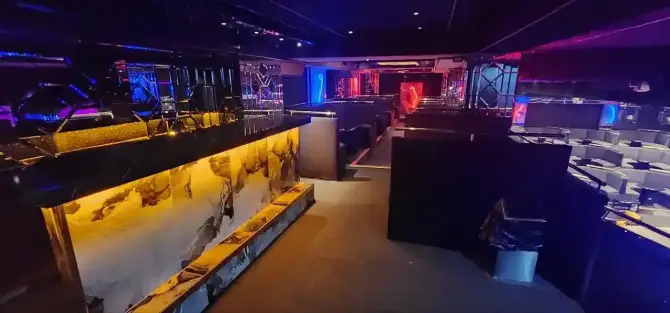 Brodway Night Club - İzmir Mekan Rehberi