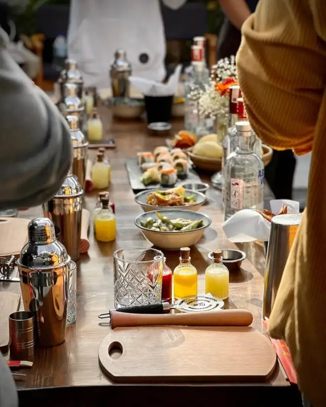 Buenas Bistro & Lounge - İzmir Mekan Rehberi