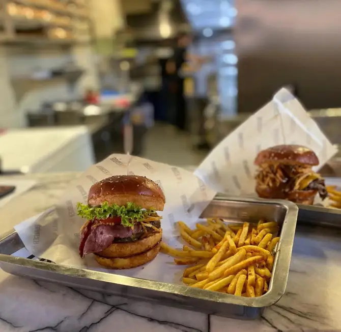 Burger No 7 Bostanlı - İzmir Mekan Rehberi