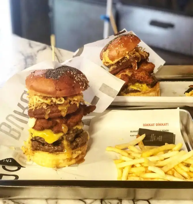 Burger No 7 Bostanlı - İzmir Mekan Rehberi