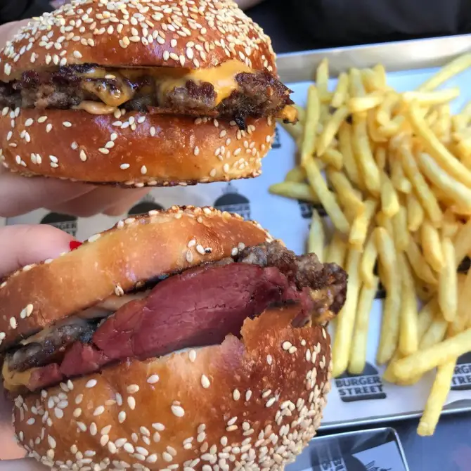 Burger Street  - İzmir Mekan Rehberi