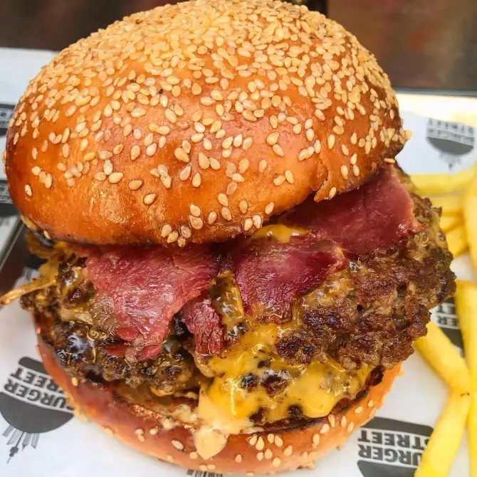 Burger Street  - İzmir Mekan Rehberi