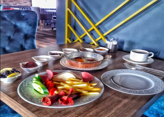 CAFE ÇİDA'S - İzmir Mekan Rehberi