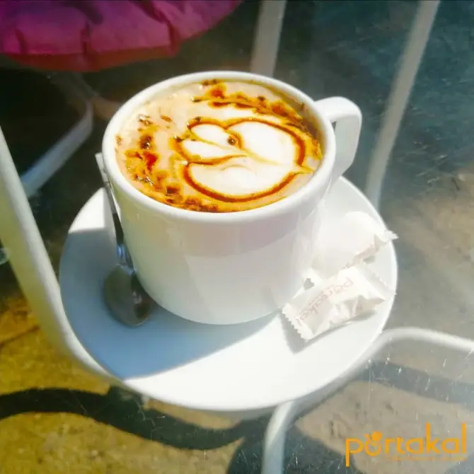 Cafe Portakal - İzmir Mekan Rehberi
